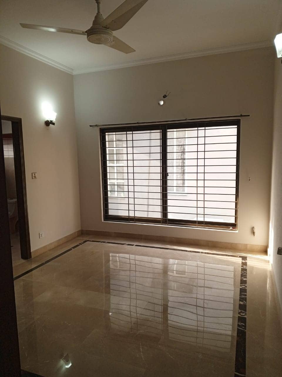 10 Marla Old House for Sale in DHA Phase 6 Lahore 13