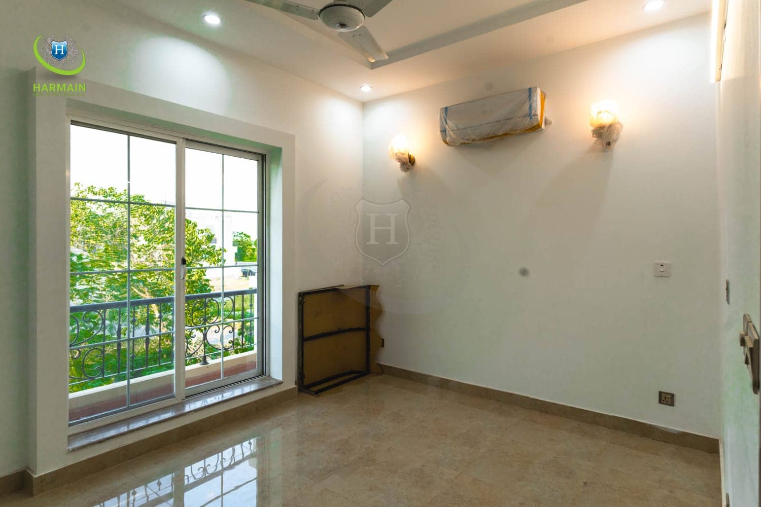 Semi Furnished 5 Marla Brand New House in DHA Phase 9 Lahore 6