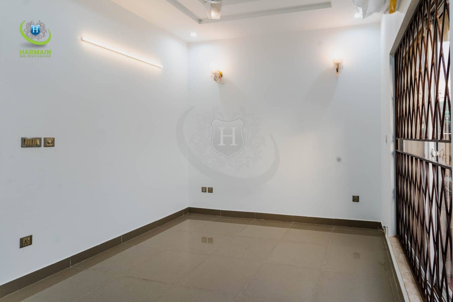 Semi Furnished 5 Marla Brand New House in DHA Phase 9 Lahore 18