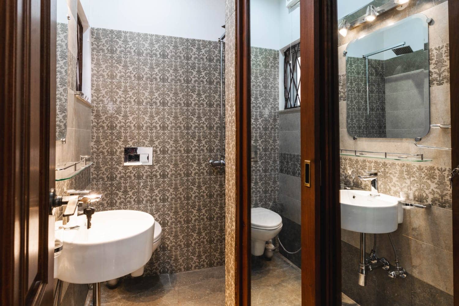 Semi Furnished 5 Marla Brand New House in DHA Phase 9 Lahore 20