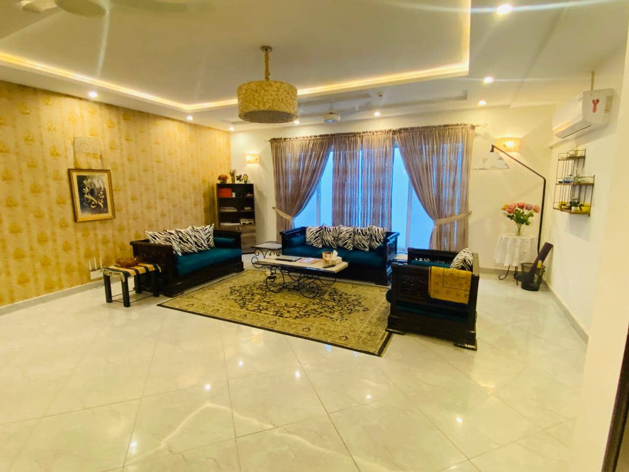 20 Marla Used House for Sale in DHA Phase 8 Lahore – 2 Side Open with Basement 7