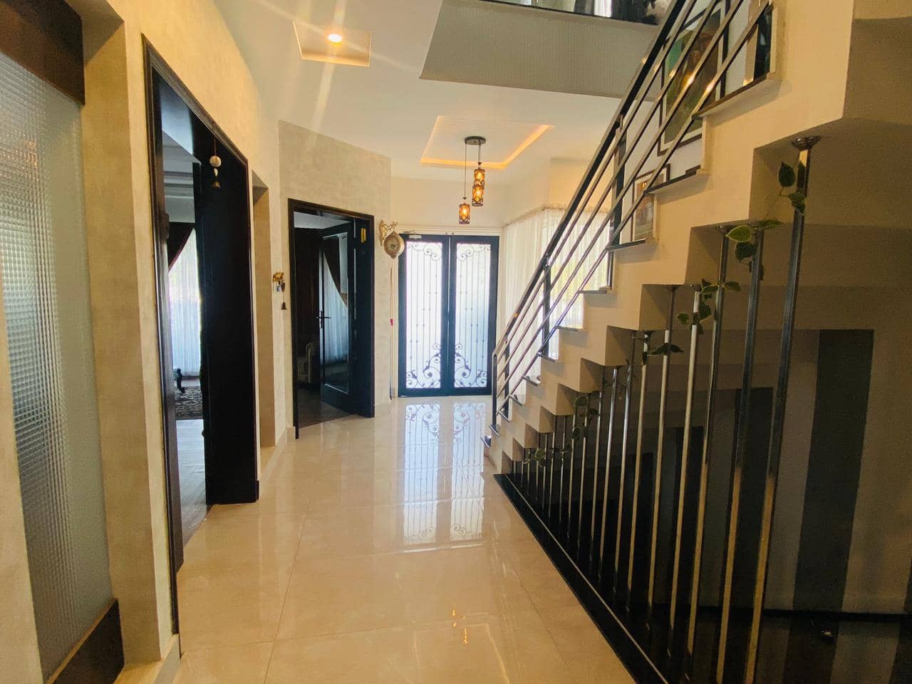 20 Marla Used House for Sale in DHA Phase 8 Lahore – 2 Side Open with Basement 43