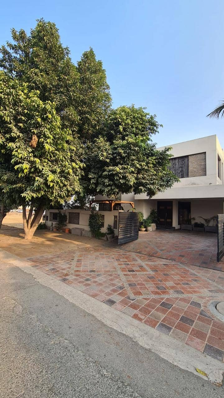 20 Marla Used House for Sale in DHA Phase 5 Lahore 7