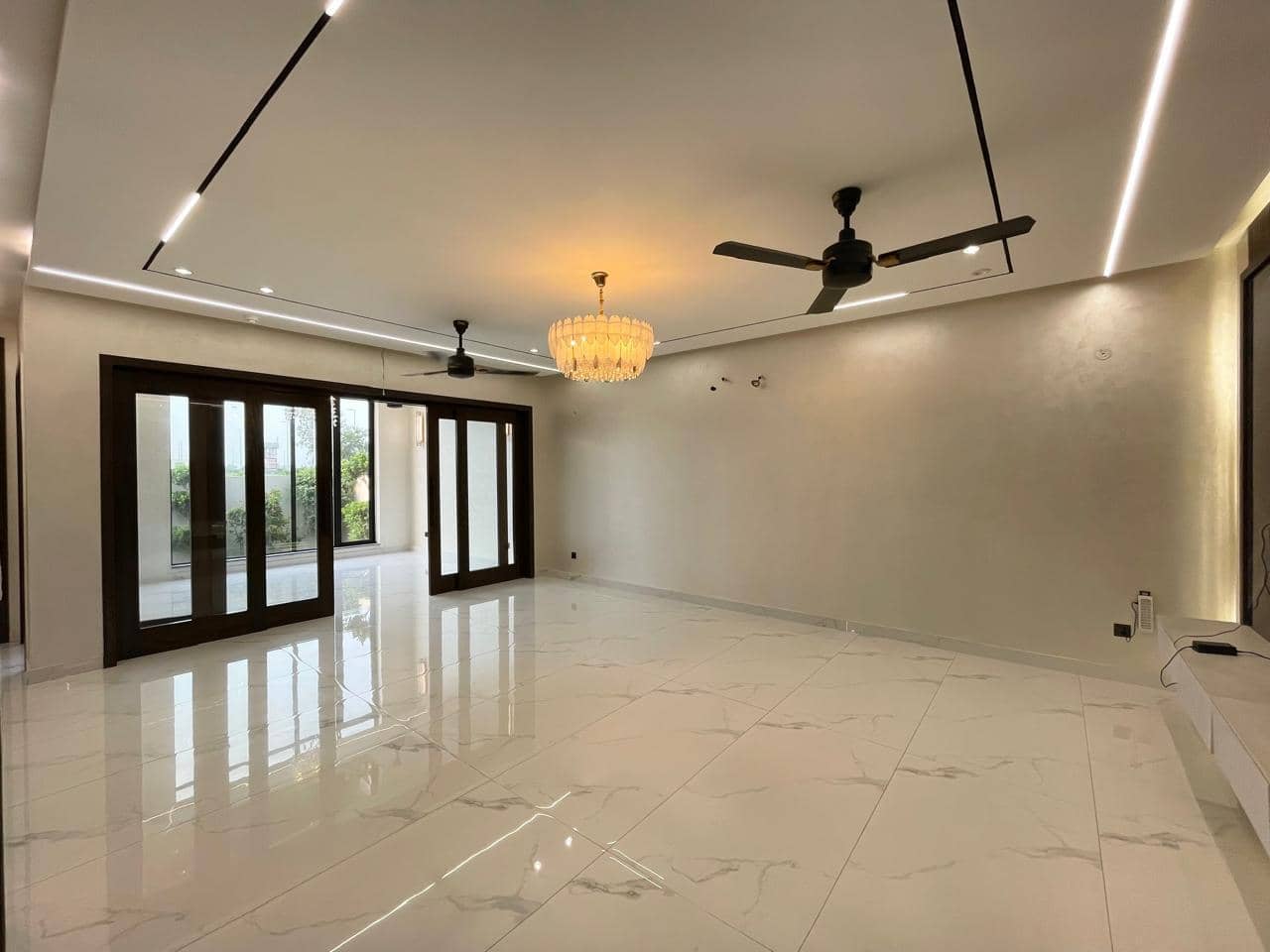 10 Marla Brand New Luxury House for Sale in DHA Phase 7 Lahore 7