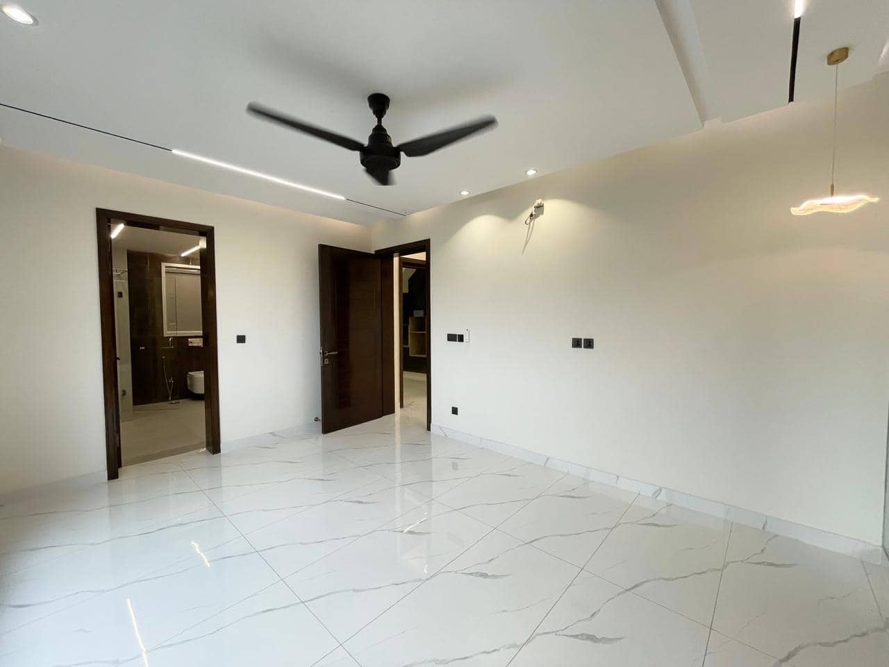 10 Marla Brand New Luxury House for Sale in DHA Phase 7 Lahore 14