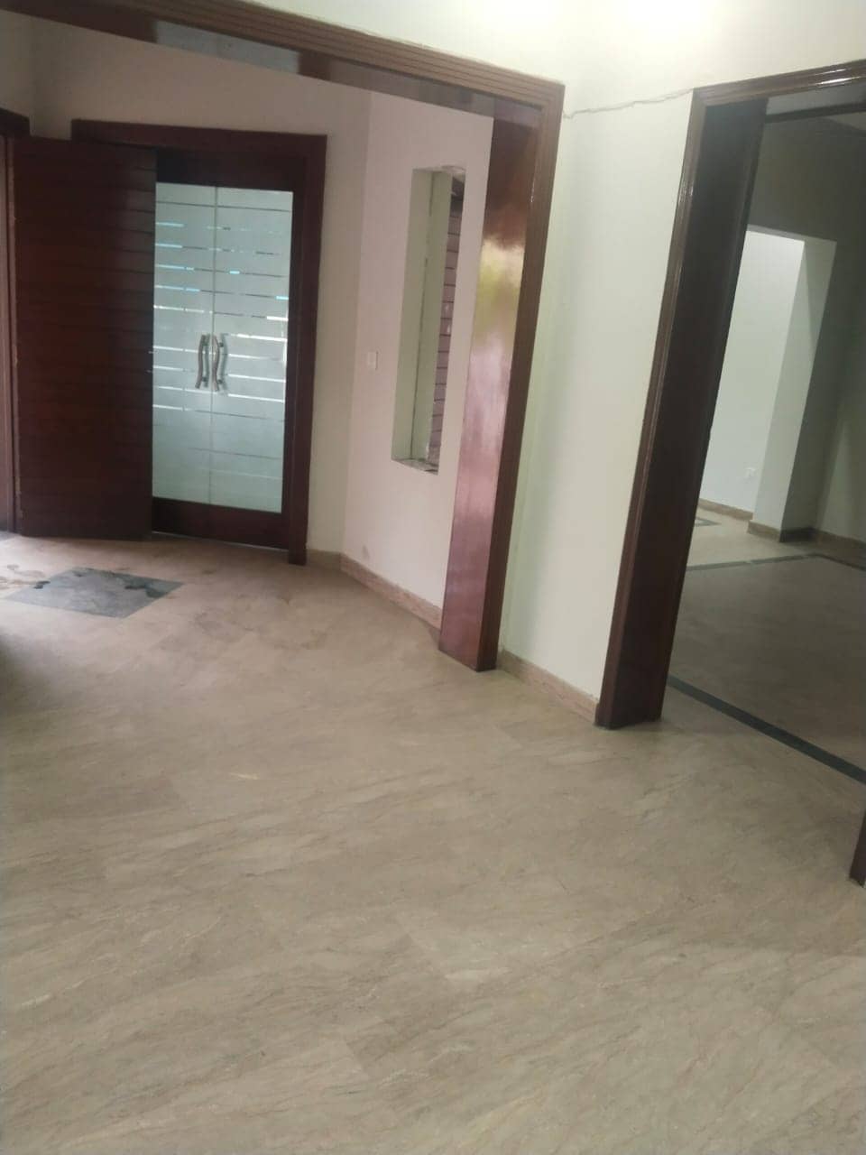 10 Marla Old House for Sale in DHA Phase 2 Lahore – 5 Bedrooms 4