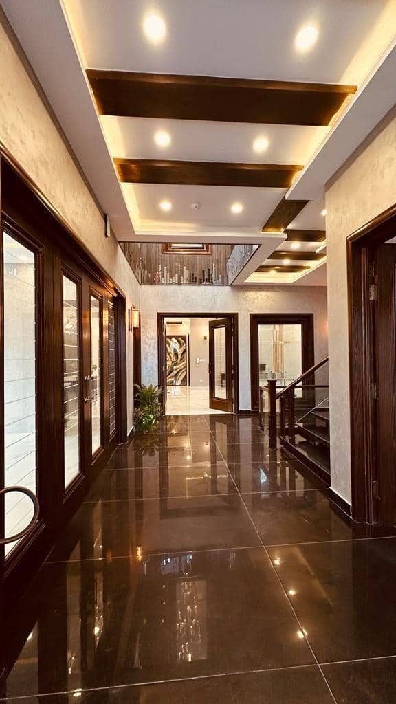 1 Kanal Semi-Furnished 6-Bed Luxury Home – DHA Phase 6, Lahore 5