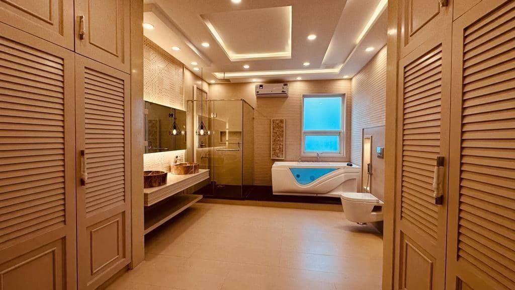 1 Kanal Semi-Furnished 6-Bed Luxury Home – DHA Phase 6, Lahore 19