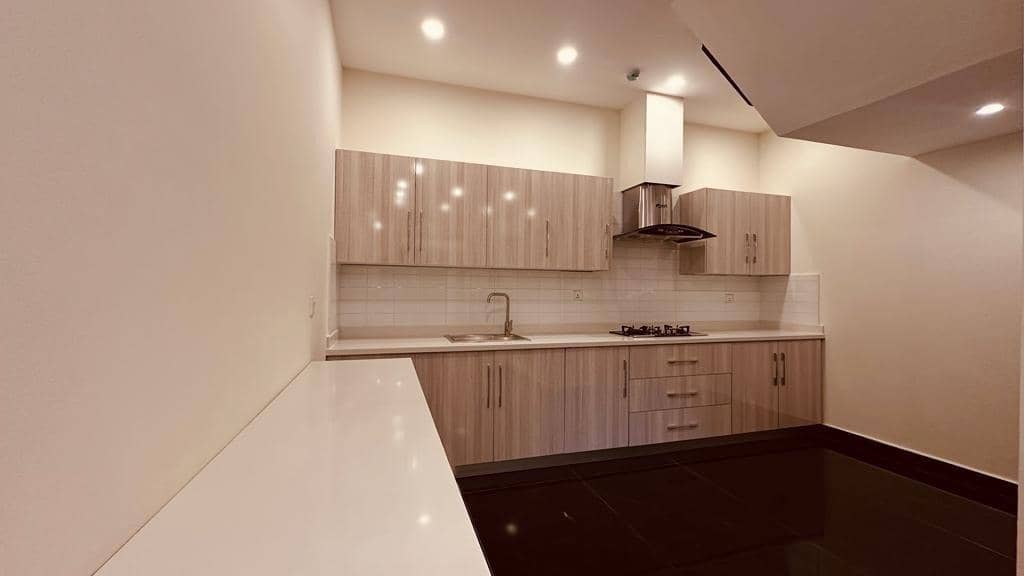 1 Kanal Semi-Furnished 6-Bed Luxury Home – DHA Phase 6, Lahore 21