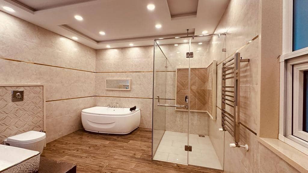 1 Kanal Semi-Furnished 6-Bed Luxury Home – DHA Phase 6, Lahore 28