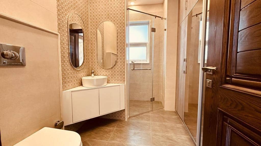 1 Kanal Semi-Furnished 6-Bed Luxury Home – DHA Phase 6, Lahore 36