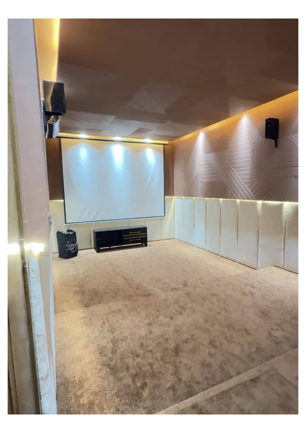 Extra-Spacious 1 Kanal Semi-Furnished Home – DHA Phase 6, Lahore 21