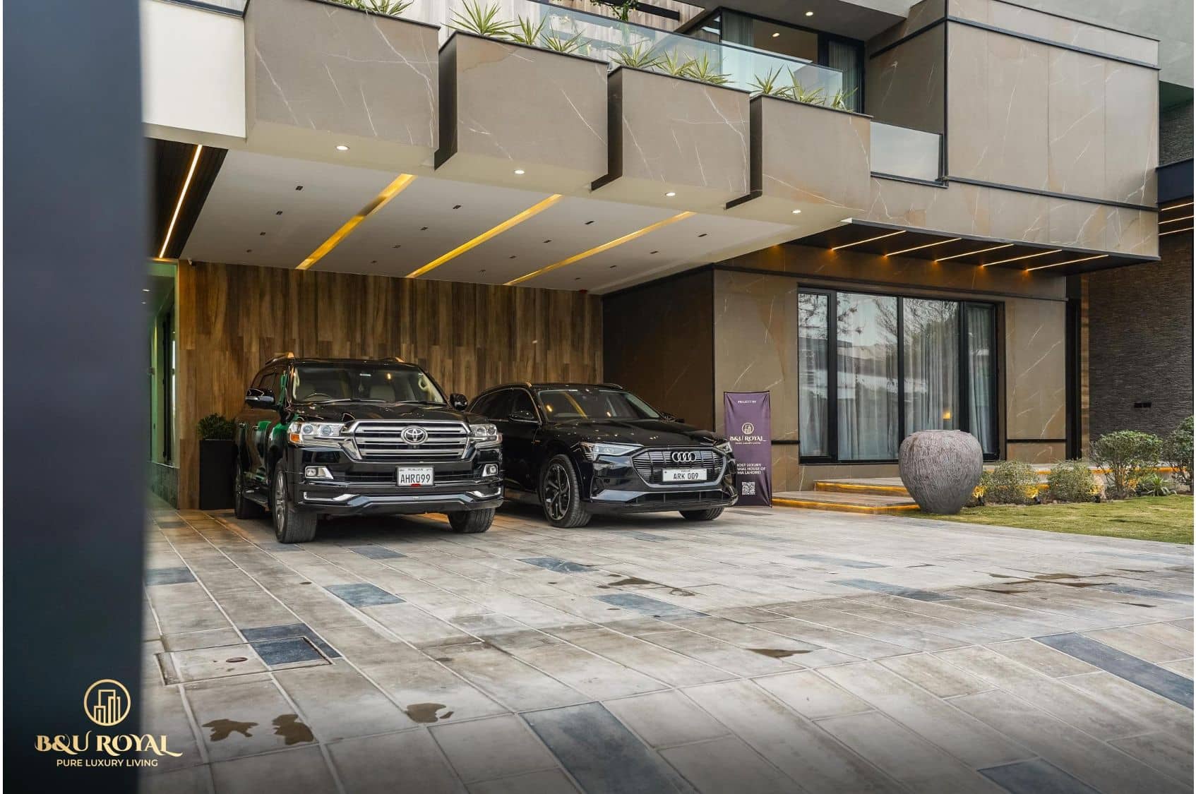 Grand 2 Kanal Fully Furnished Home with Basement – DHA Phase 6, Lahore 4