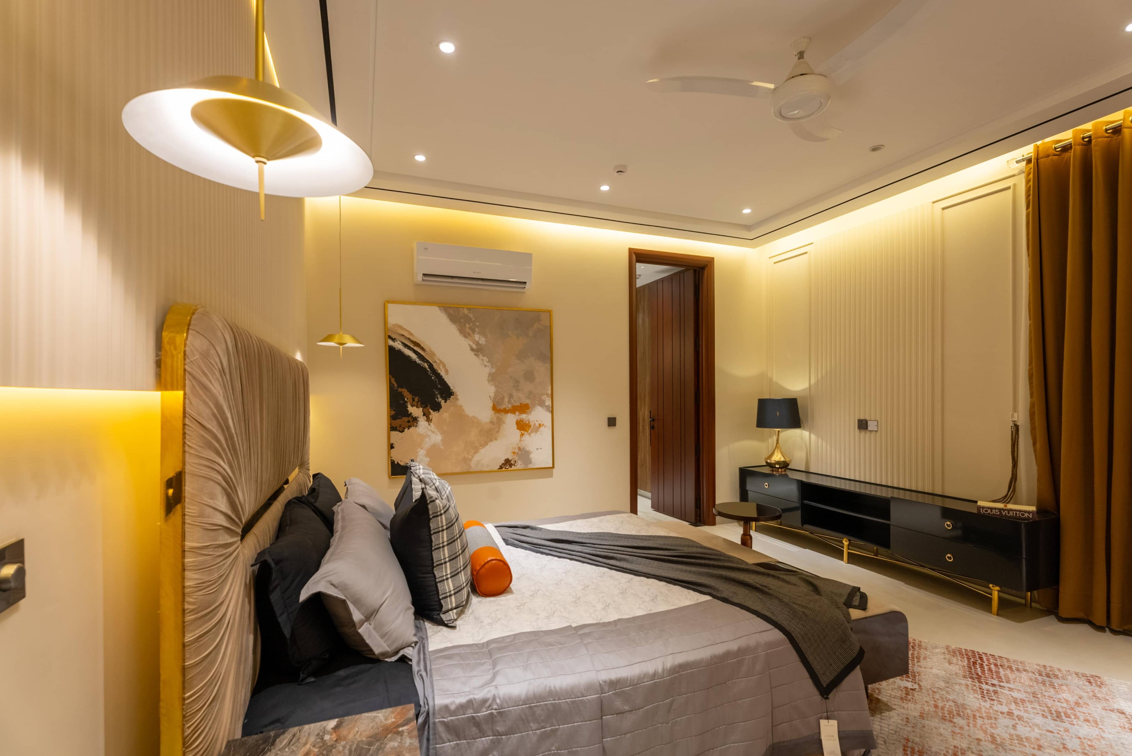 1 Kanal Fully Furnished Luxury House with Full Basement - DHA Phase 6 4