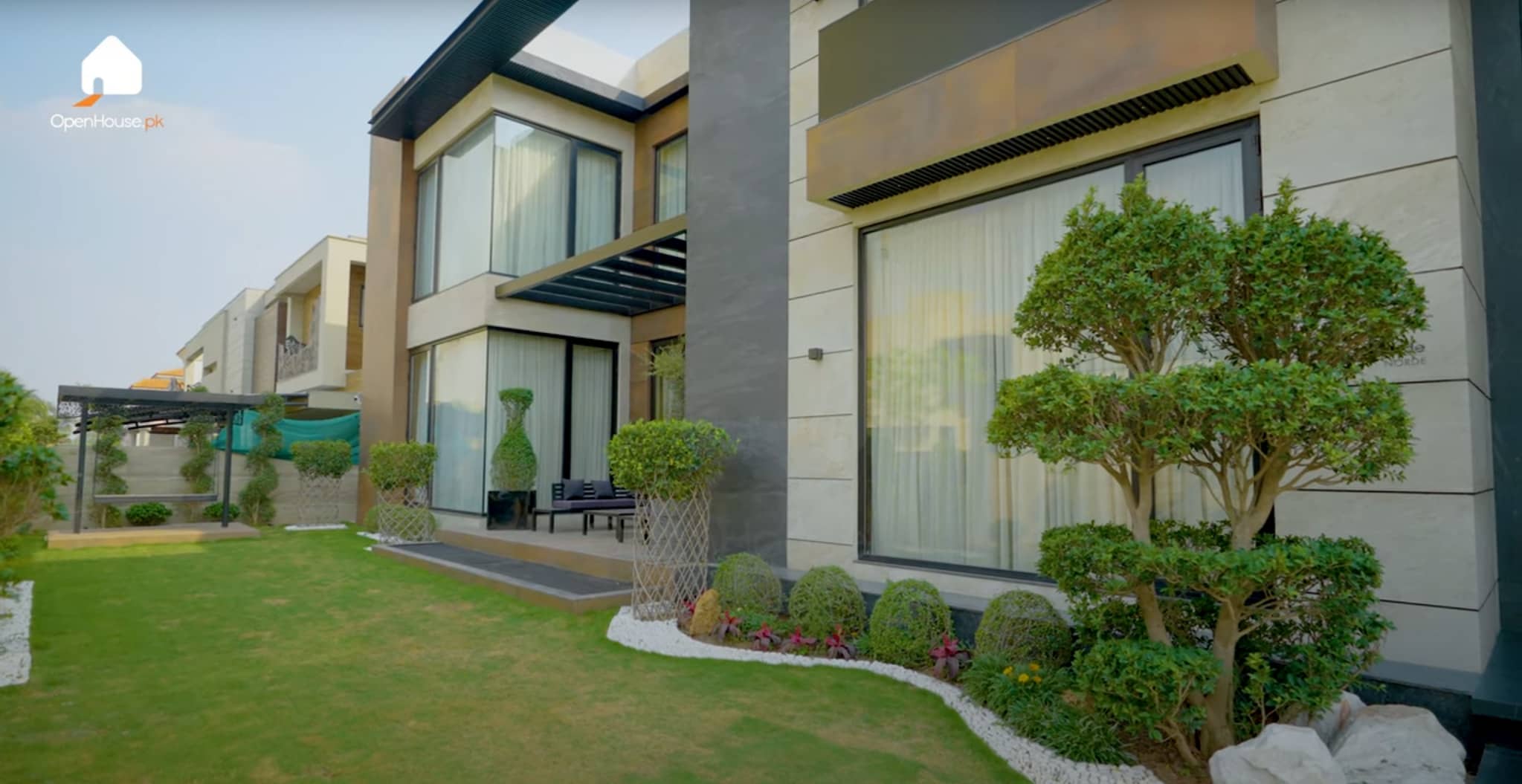 Fully Furnished 6-Bed 2 Kanal Luxury House in DHA Phase 6 with Cinema, Pool & Lift 7