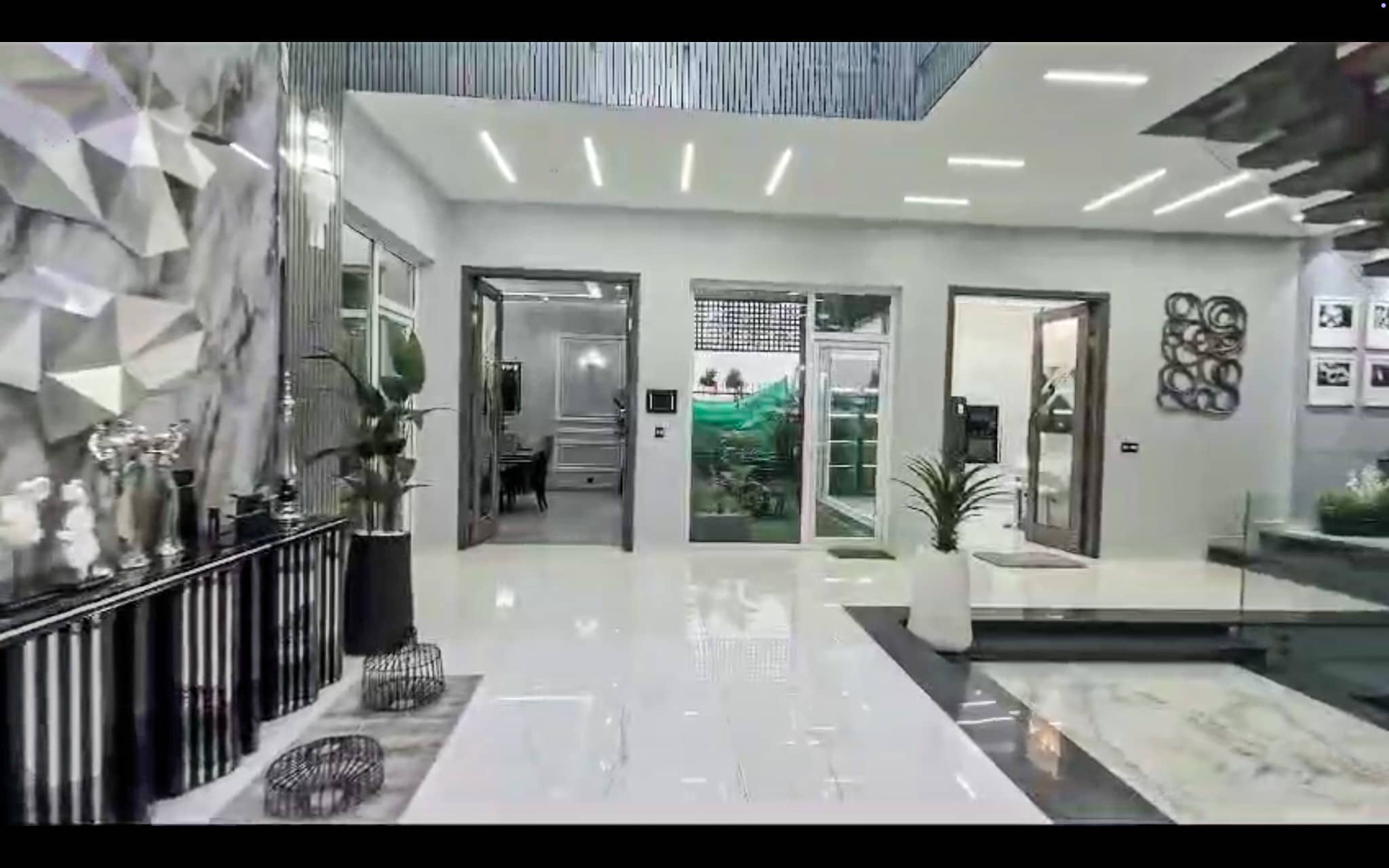 2 Kanal Fully Furnished Luxury House with Pool, Basement & Home Theatre - DHA Phase 6 4