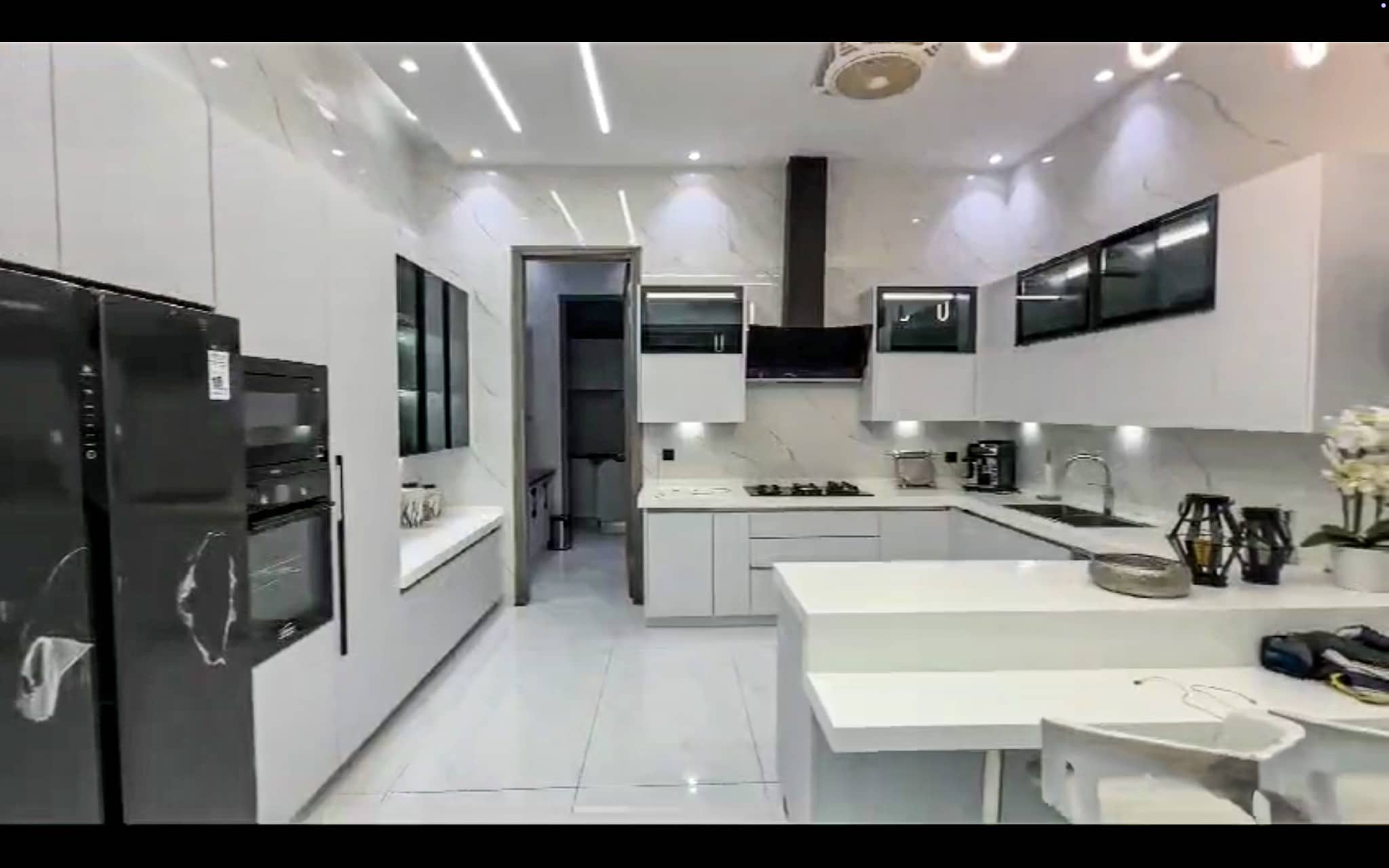 2 Kanal Fully Furnished Luxury House with Pool, Basement & Home Theatre - DHA Phase 6 20