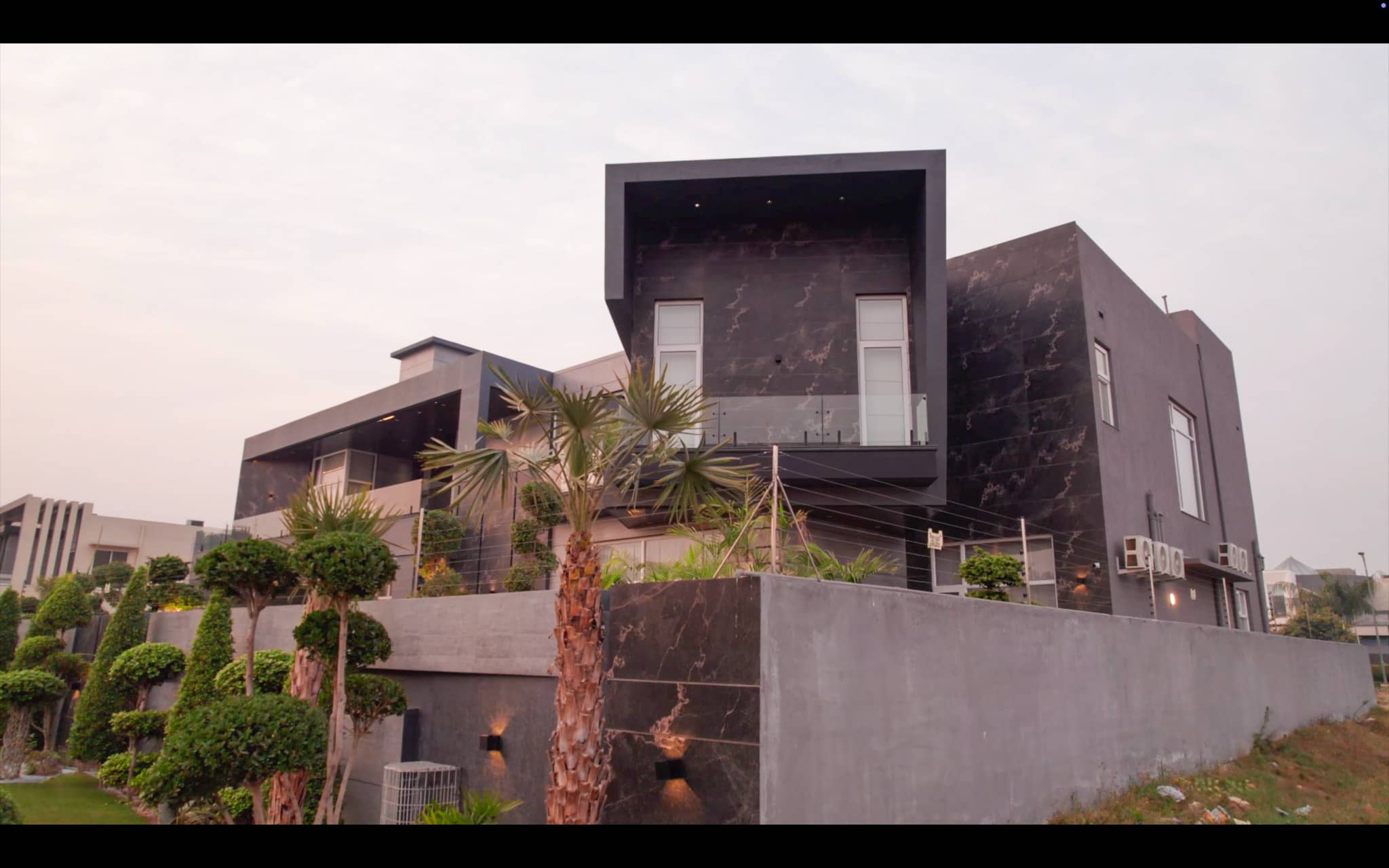 2 Kanal Fully Furnished Luxury House with Pool, Basement & Home Theatre - DHA Phase 6 2