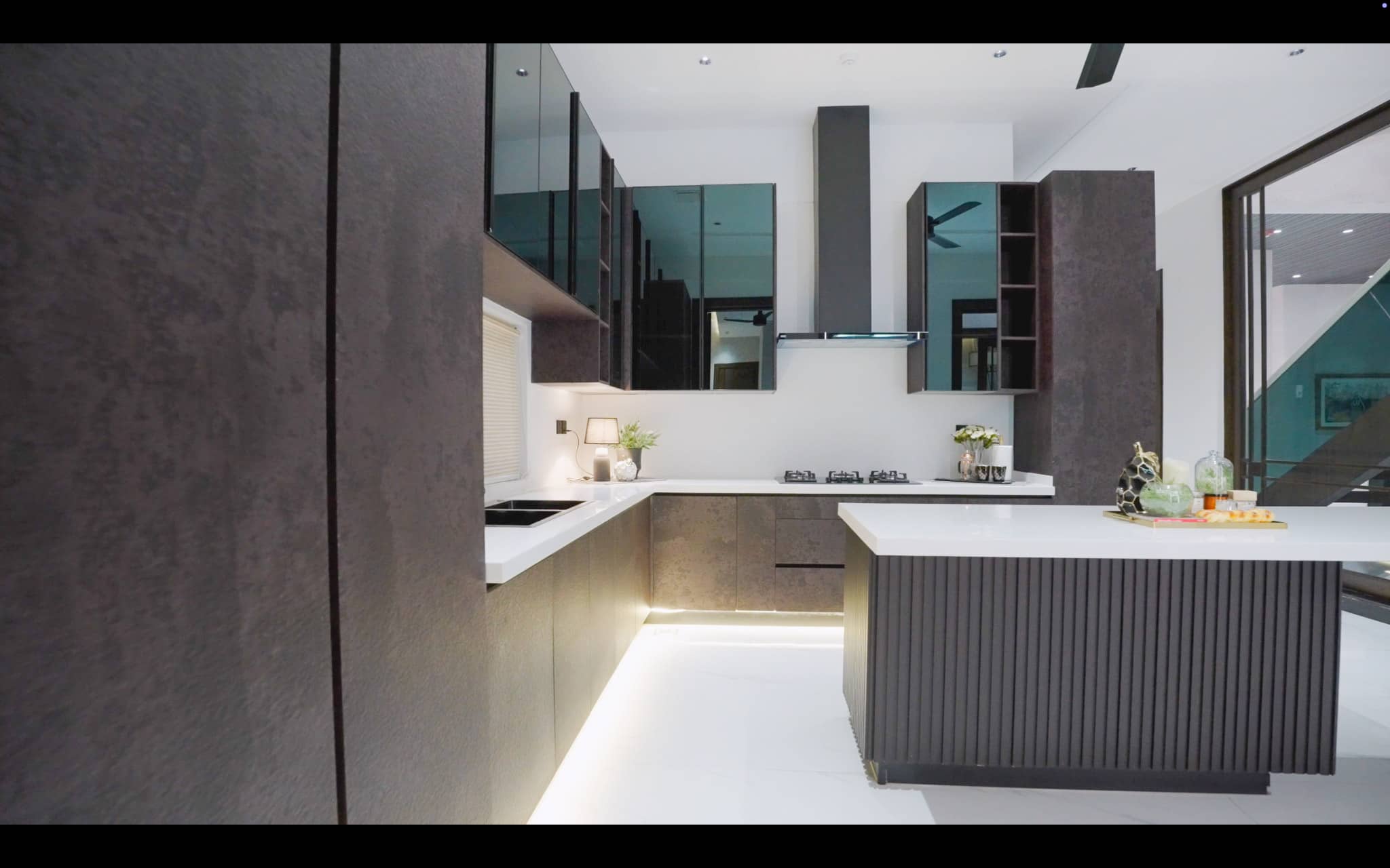 2 Kanal Fully Furnished Luxury House with Pool, Basement & Home Theatre - DHA Phase 6 21