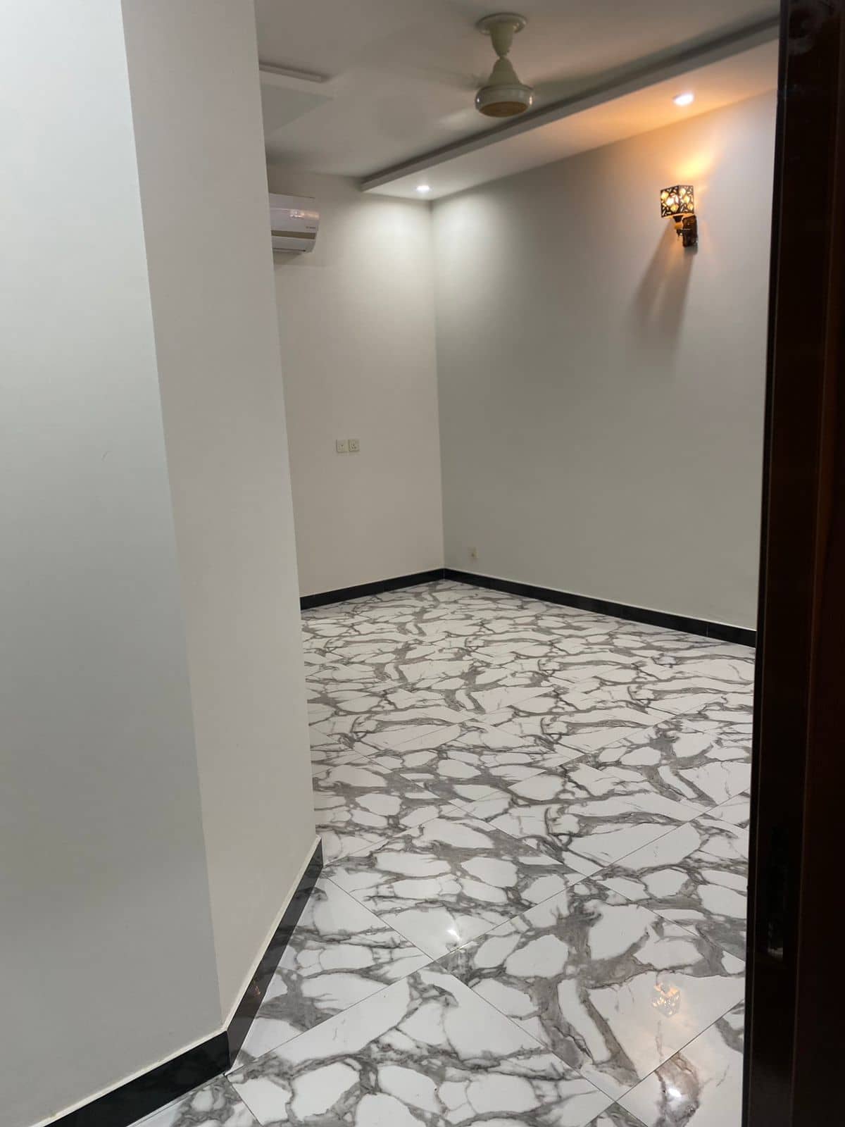 20 Marla Renovated House for Sale in DHA Phase 6 Lahore 28