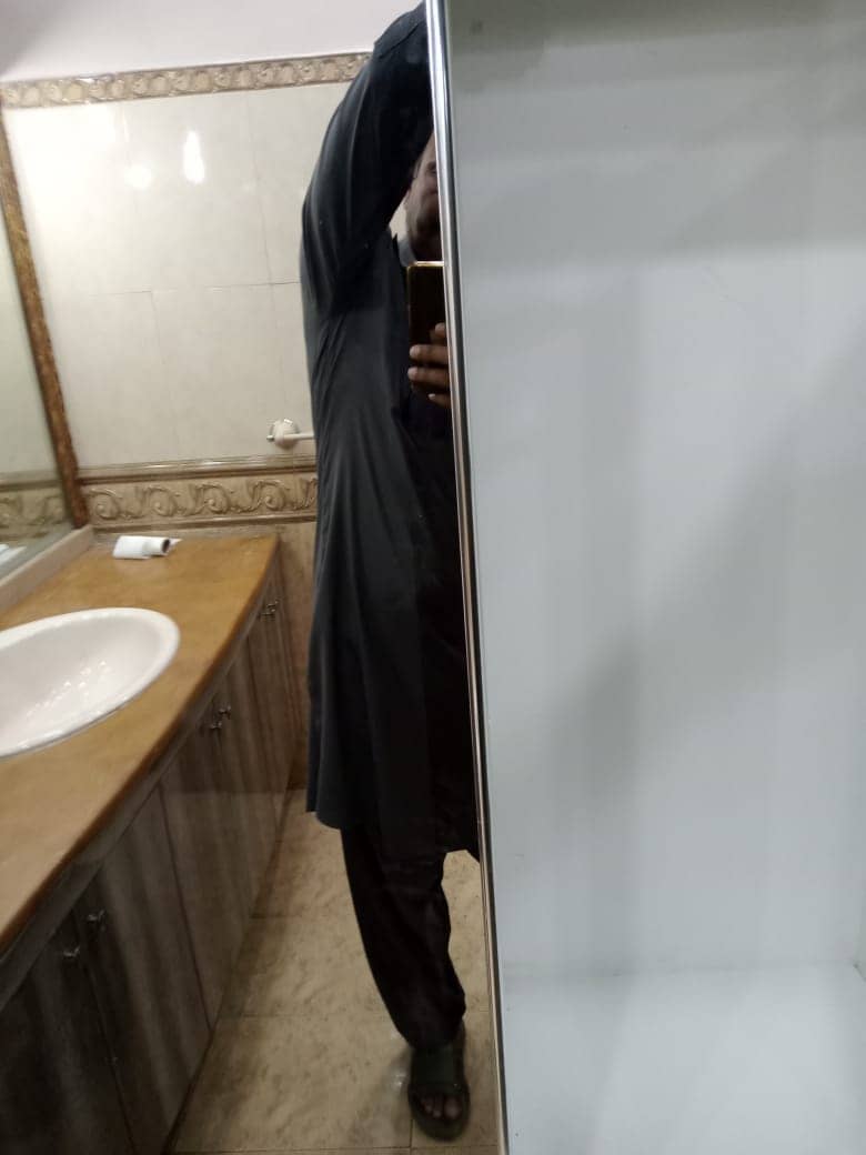 20 Marla Used House for Sale in DHA Phase 4 Lahore 12