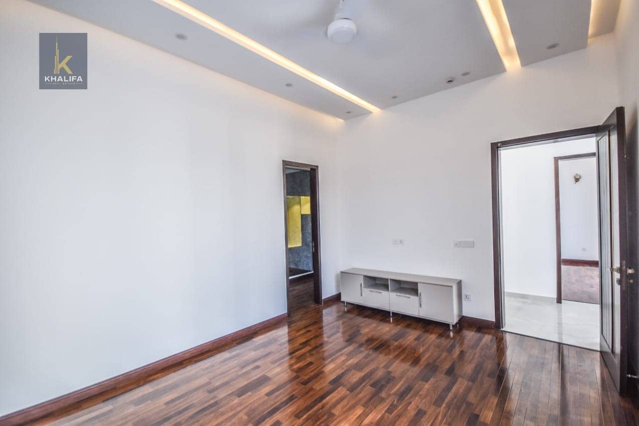 20 Marla New House Urgent Sale in DHA Phase 6 Lahore 7