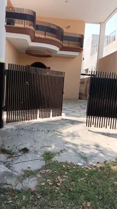20 Marla used house is available for sale in DHA Phase 3 3