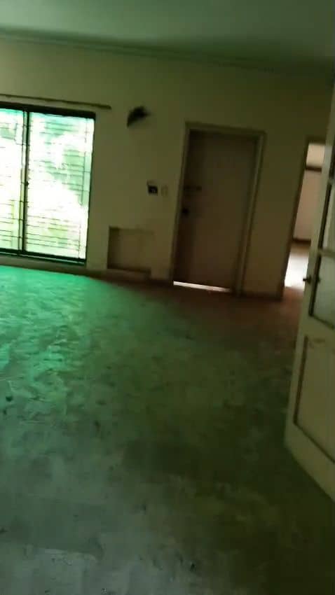 20 Marla used house is available for sale in DHA Phase 3 9