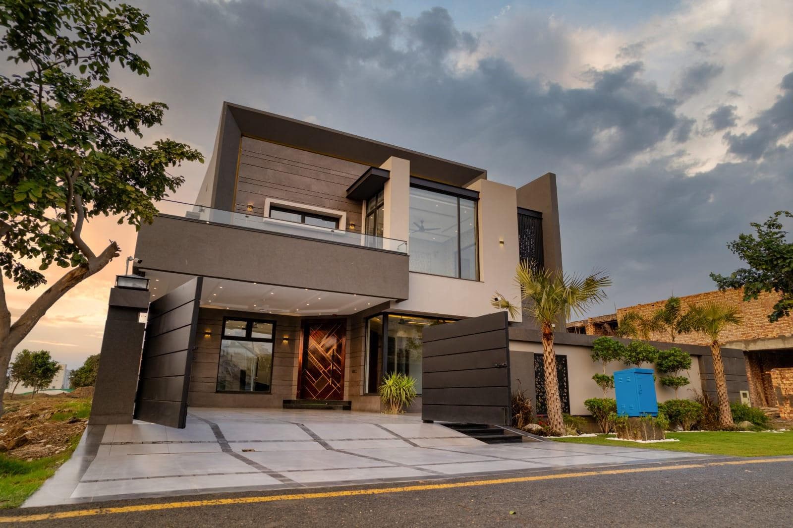 20 Marla Brand New House for sale in DHA, Lahore | TL-1102 Slide 1