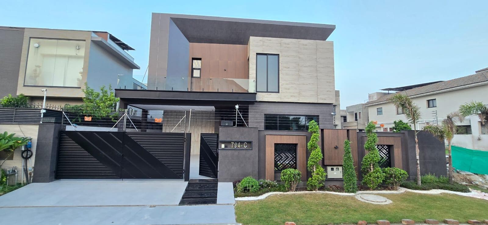 20 Marla Brand New House for sale in DHA, Lahore | TL-1294 Slide 1