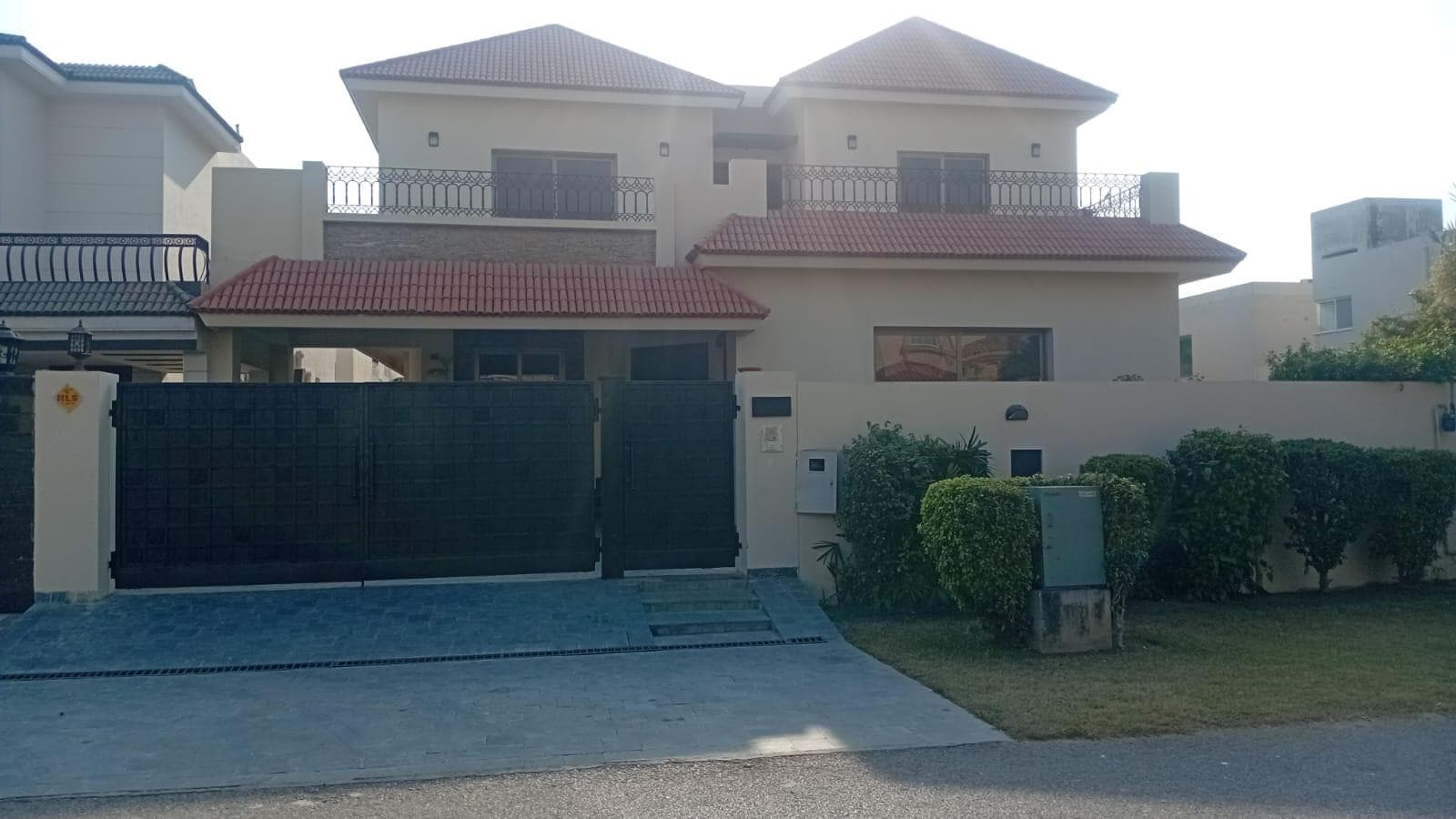 20 Marla Used House for sale in DHA, Lahore | TL-1333 Slide 1