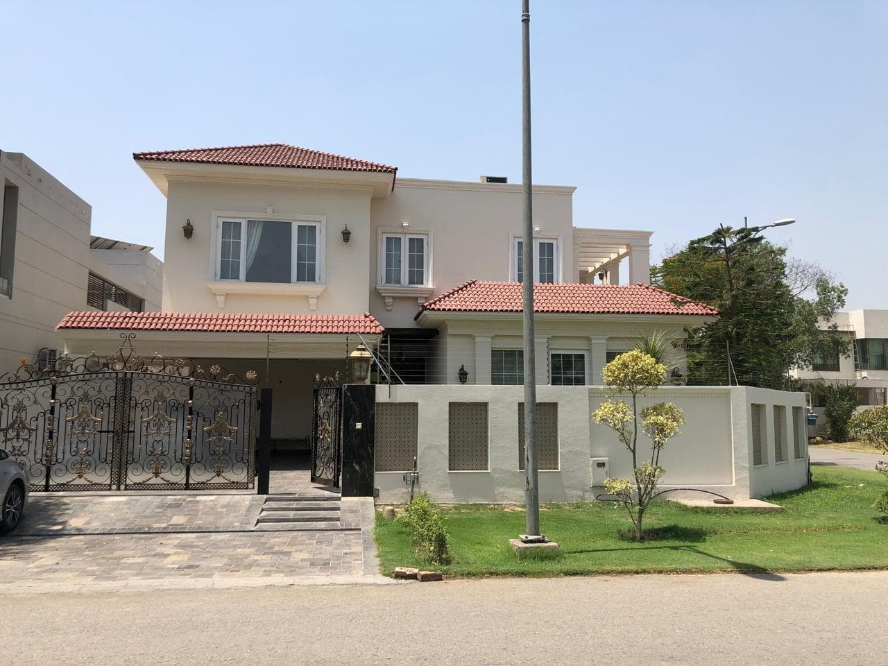 21 Marla Used House for sale in DHA, Lahore | TL-1044 Slide 1