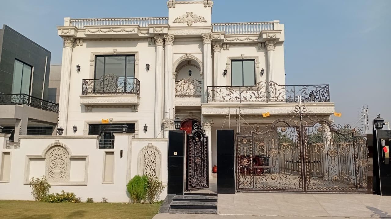 10 Marla Used House for sale in DHA, Lahore | TL-1390 Slide 1