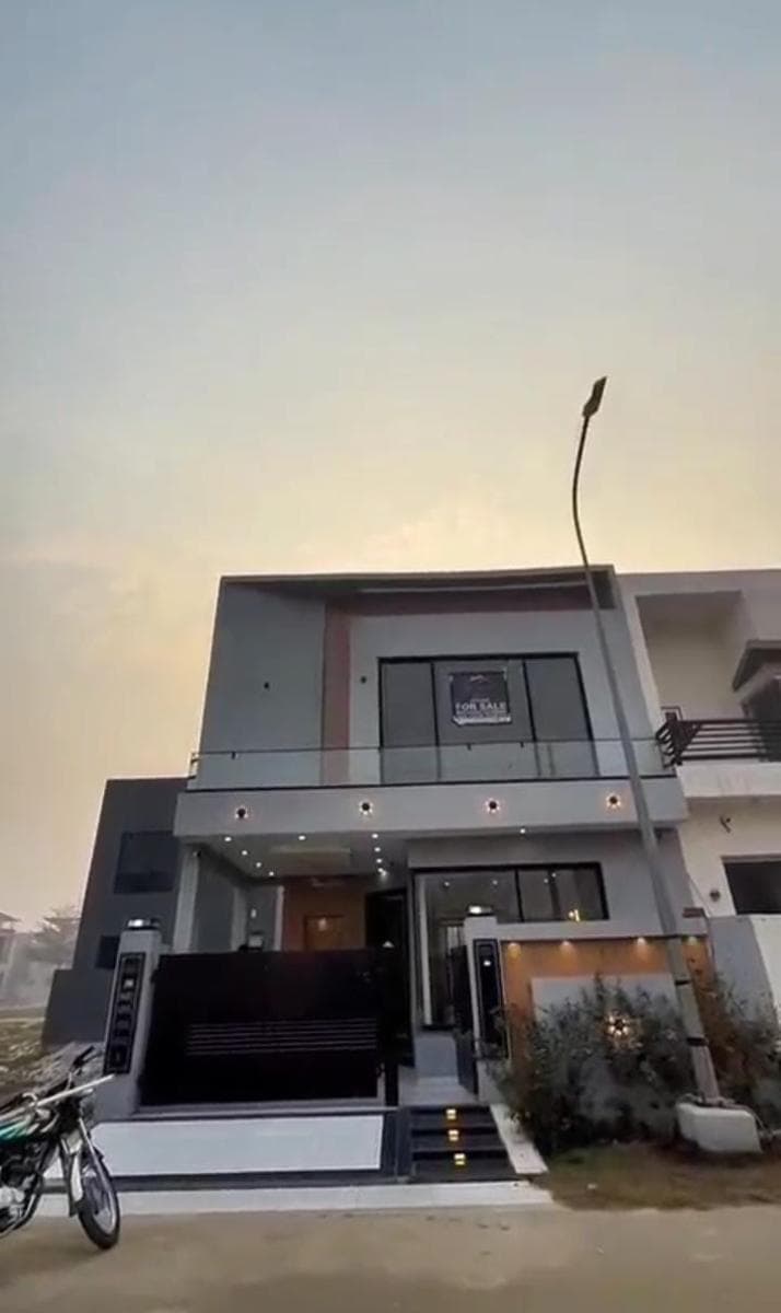 5 Marla Brand New House for sale in DHA, Lahore | TL-1452 Slide 1