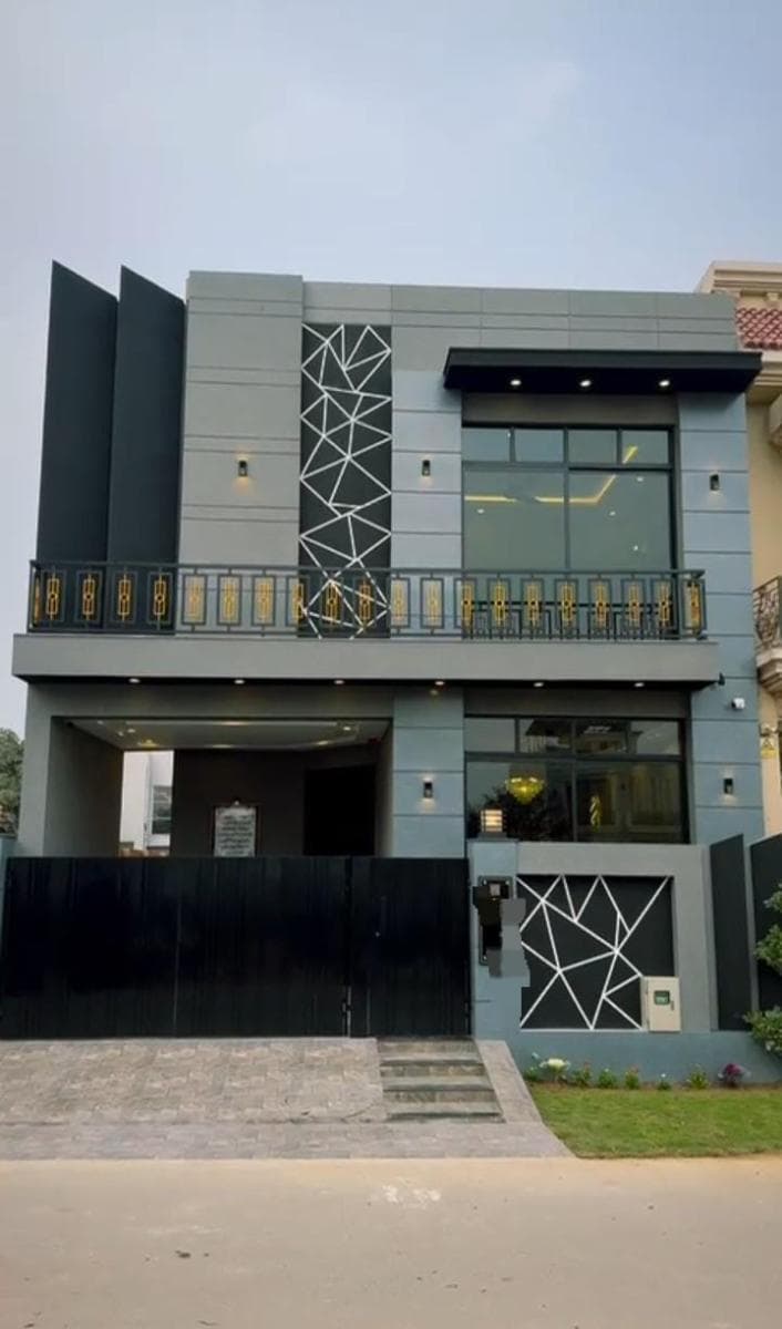 5 Marla Brand New House for sale in DHA, Lahore | TL-1462 Slide 1
