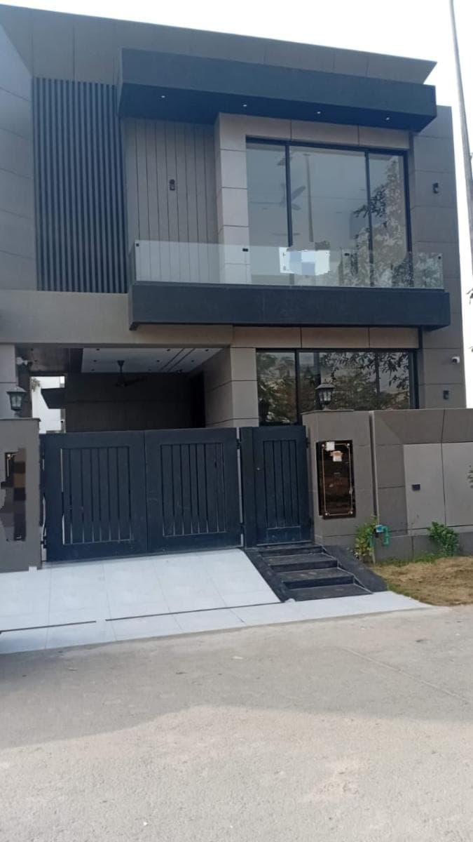 5 Marla Brand New House for sale in DHA, Lahore | TL-1473 Slide 1