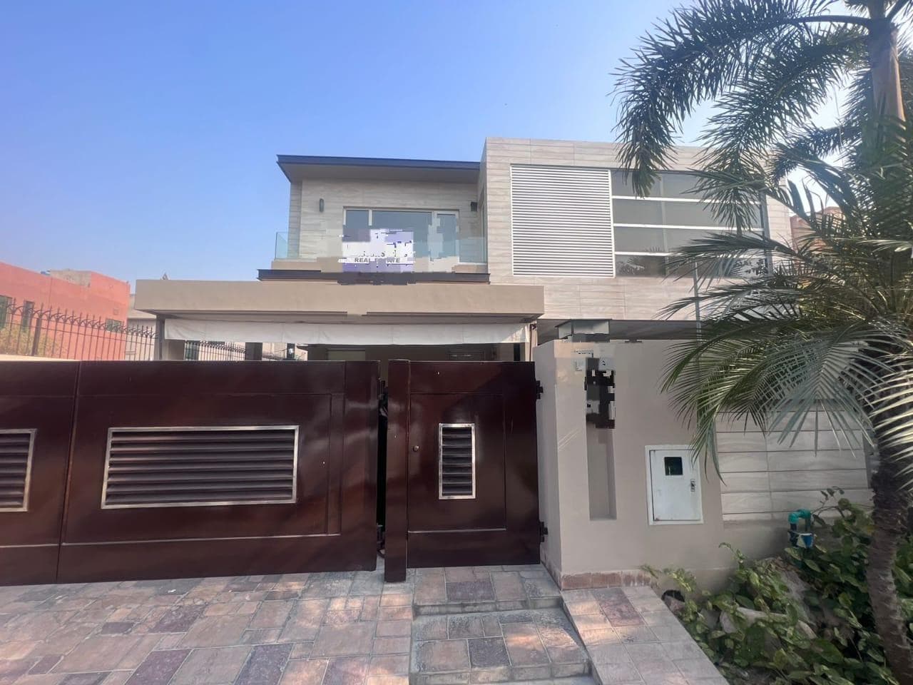 20 Marla Used House for sale in DHA, Lahore | TL-1504 Slide 1