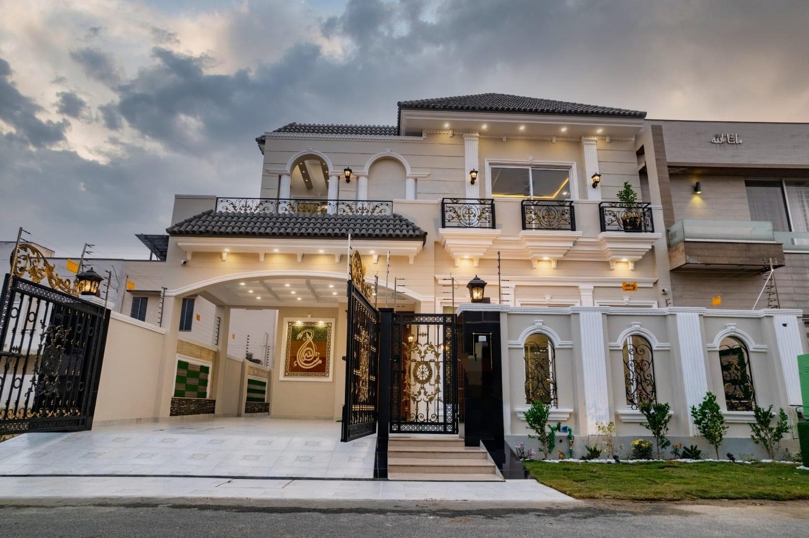 10 Marla Brand New House for sale in DHA, Lahore | TL-1585 Slide 1