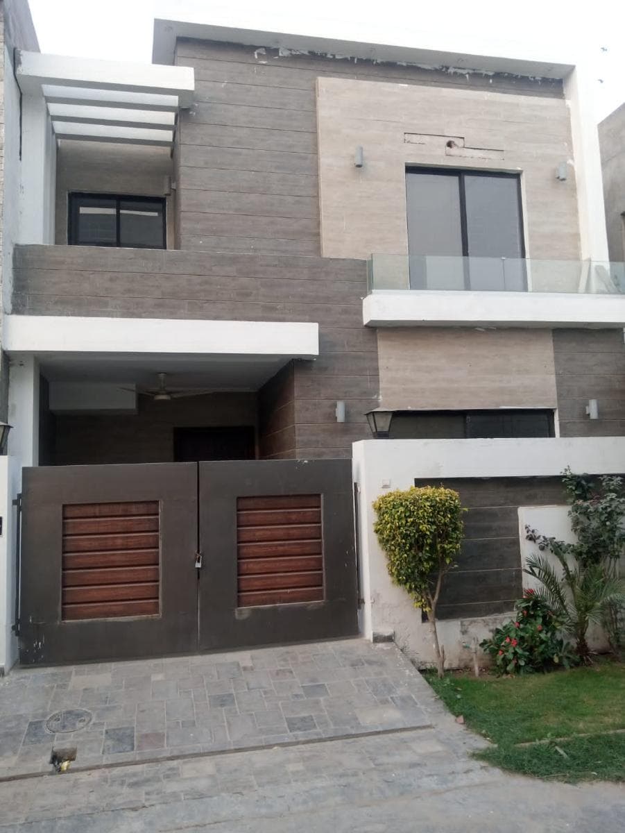 5 Marla Used House for sale in Lake City Meadows (EX State Life), Lahore | TL-1389 Slide 1