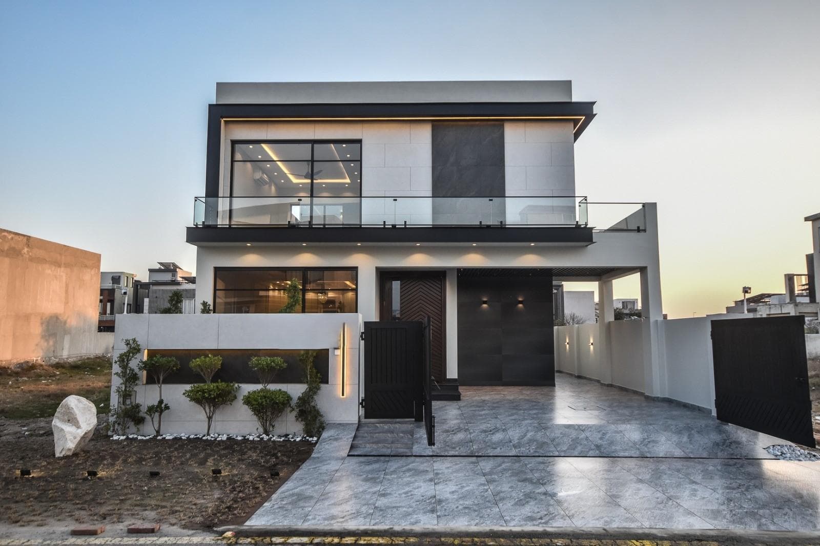 10 Marla Brand New House for sale in DHA, Lahore | TL-1829 Slide 1