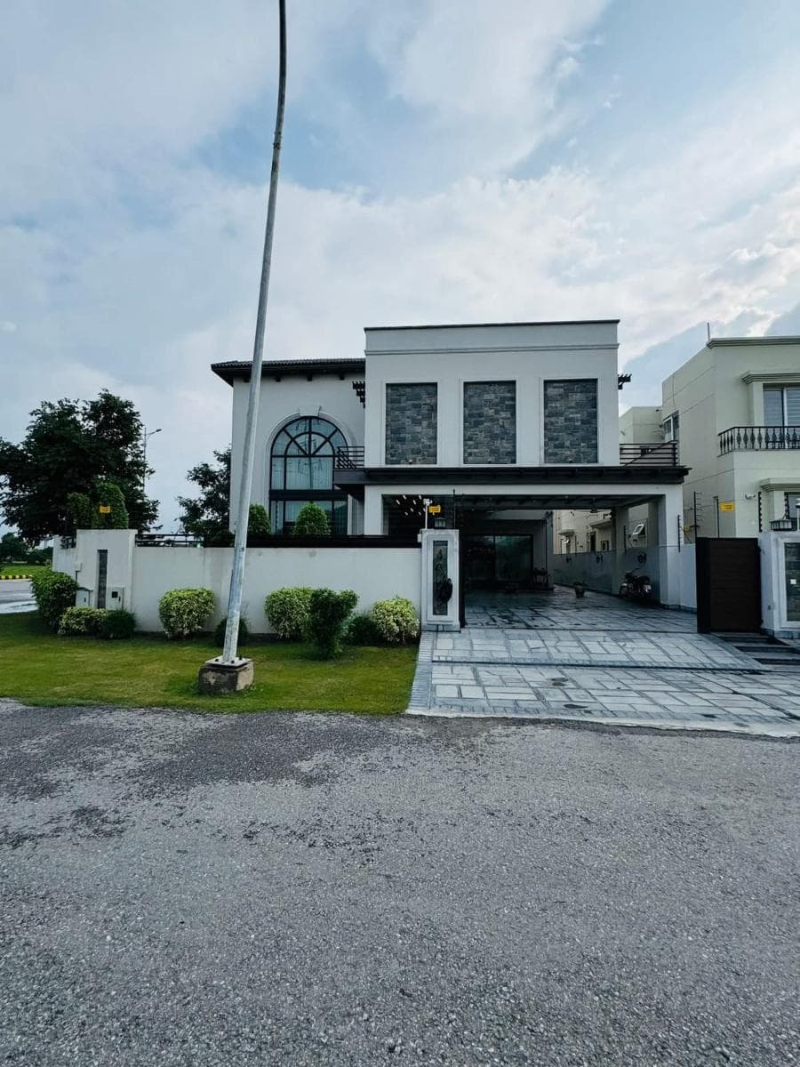 22 Marla Used House for sale in DHA, Lahore | TL-1917 Slide 1