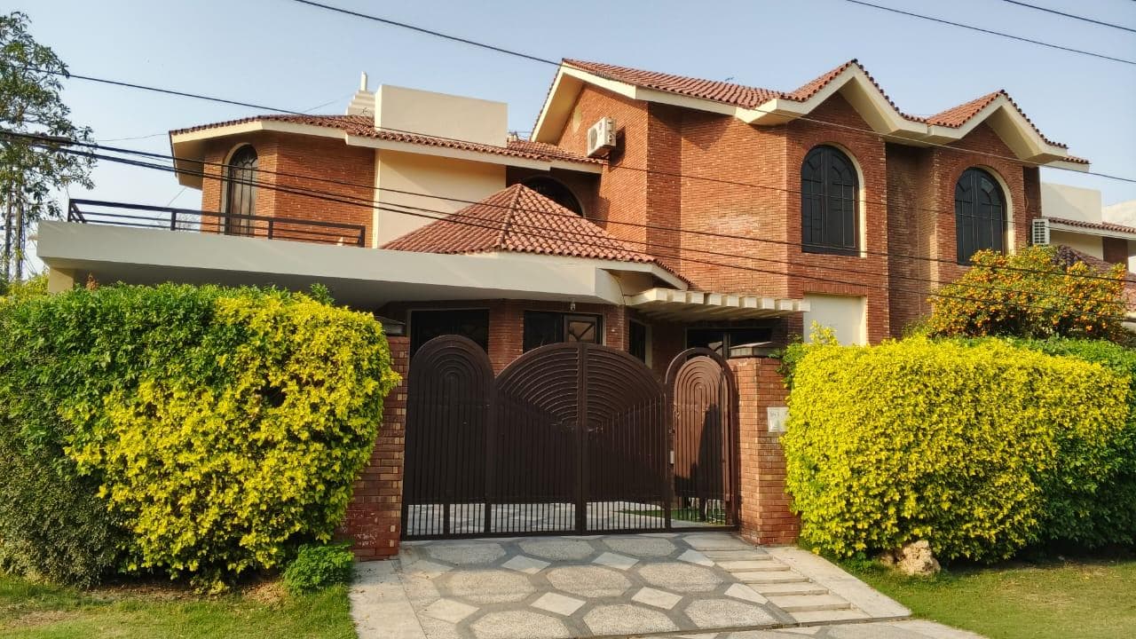 22 Marla Used House for sale in DHA, Lahore | TL-2035 Slide 1