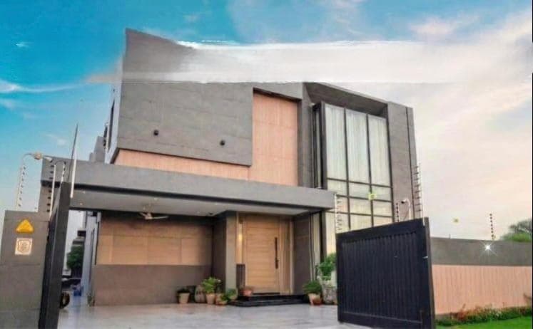 20 Marla Used House for sale in DHA, Lahore | TL-1042 Slide 1