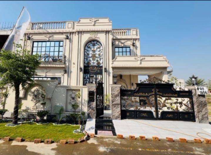 10 Marla Brand New House for sale in Lake City, Lahore | TL-2239 Slide 1