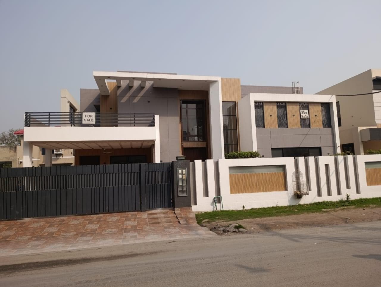 24 Marla Used House for sale in DHA, Lahore | TL-2254 Slide 1