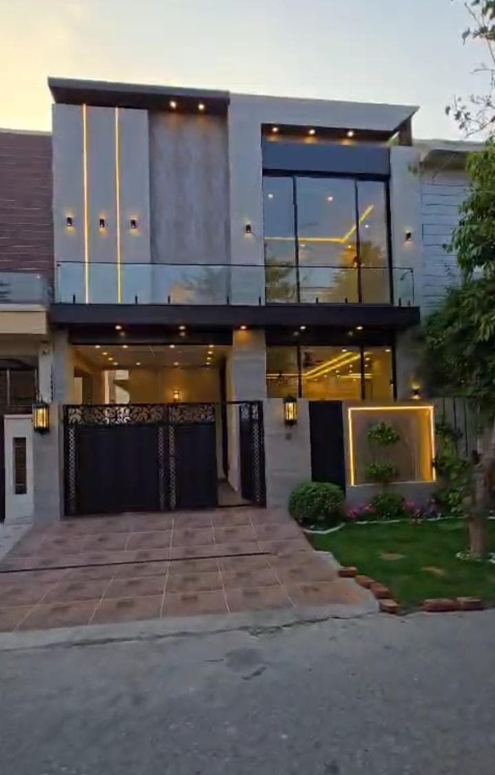 5 Marla Brand New House for sale in DHA, Lahore | TL-2432 Slide 1