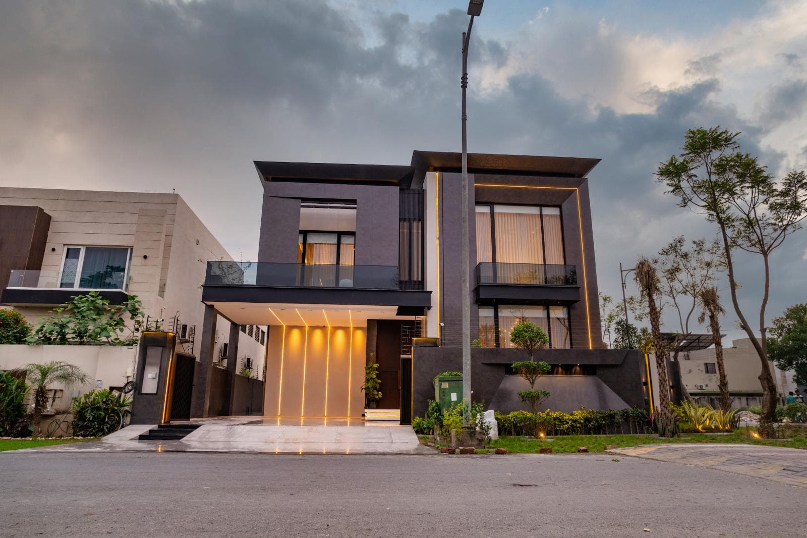 20 Marla Brand New House for sale in DHA, Lahore | TL-2718 Slide 1