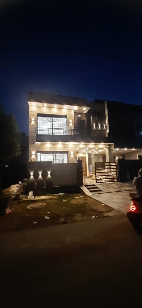 5 Marla Brand New House for sale in DHA Lahore, Lahore | TL-3081 Slide 1