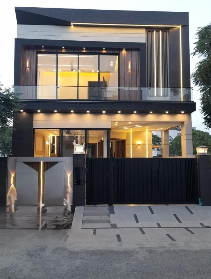 5 Marla Brand New House for sale in DHA Lahore, Lahore | TL-1595 Slide 1