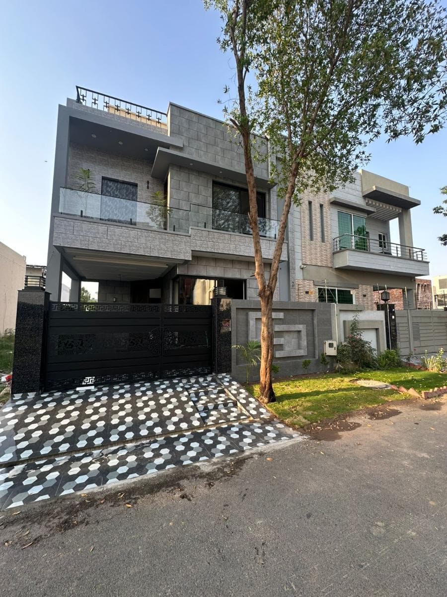 5 Marla Brand New House for sale in DHA Lahore, Lahore | TL-3184 Slide 1
